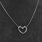 Elegant Heart Link Pendant Necklace – Premium Gold-Tone Jewelry