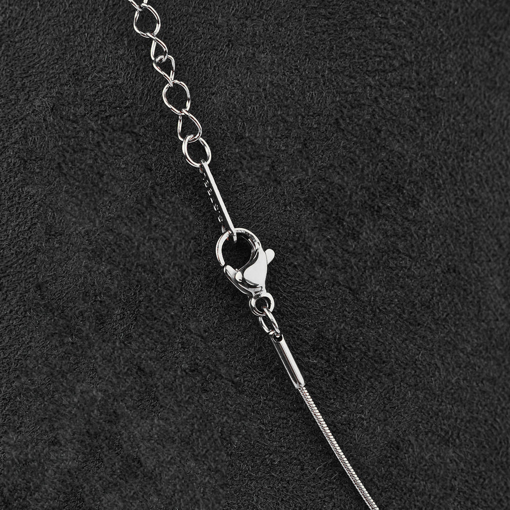 Elegant Heart Link Pendant Necklace – Premium Gold-Tone Jewelry