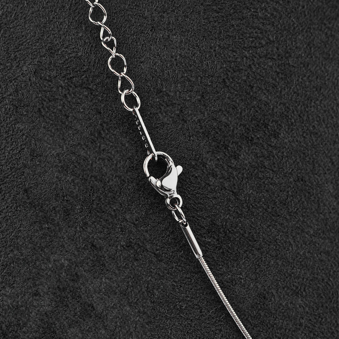 Elegant Heart Link Pendant Necklace – Premium Gold-Tone Jewelry