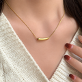 Korean-Style Aesthetic Curved bar Pendant Necklace