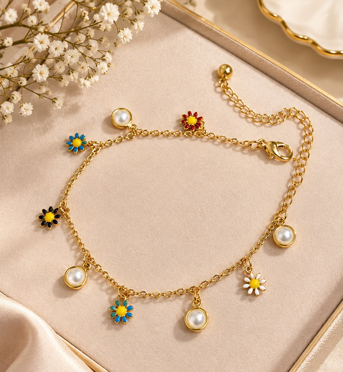 Gold Flower & Pearl Charm Anklet | Dainty Daisy Anklet for Women