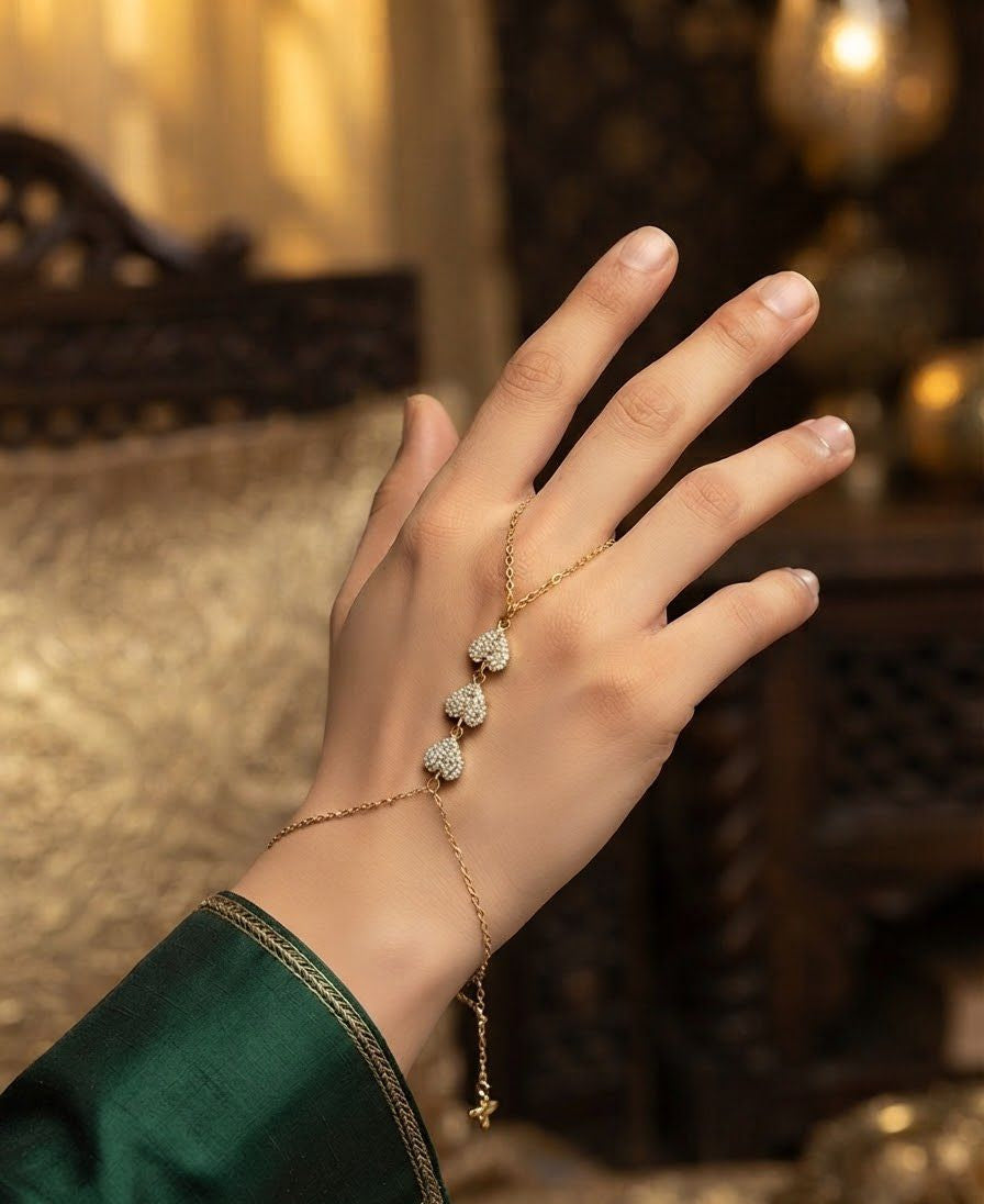 3 Star Zircon Bracelet – Gold Plated Stainless Steel | Sparkling Star Charm Adjustable Bracelet Anja  |